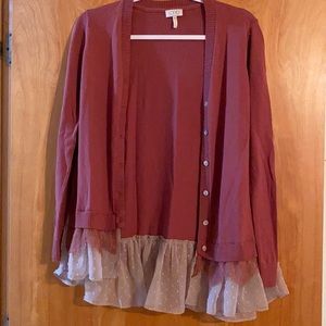 Logo by Lori Goldstein top size:XS color: brick red